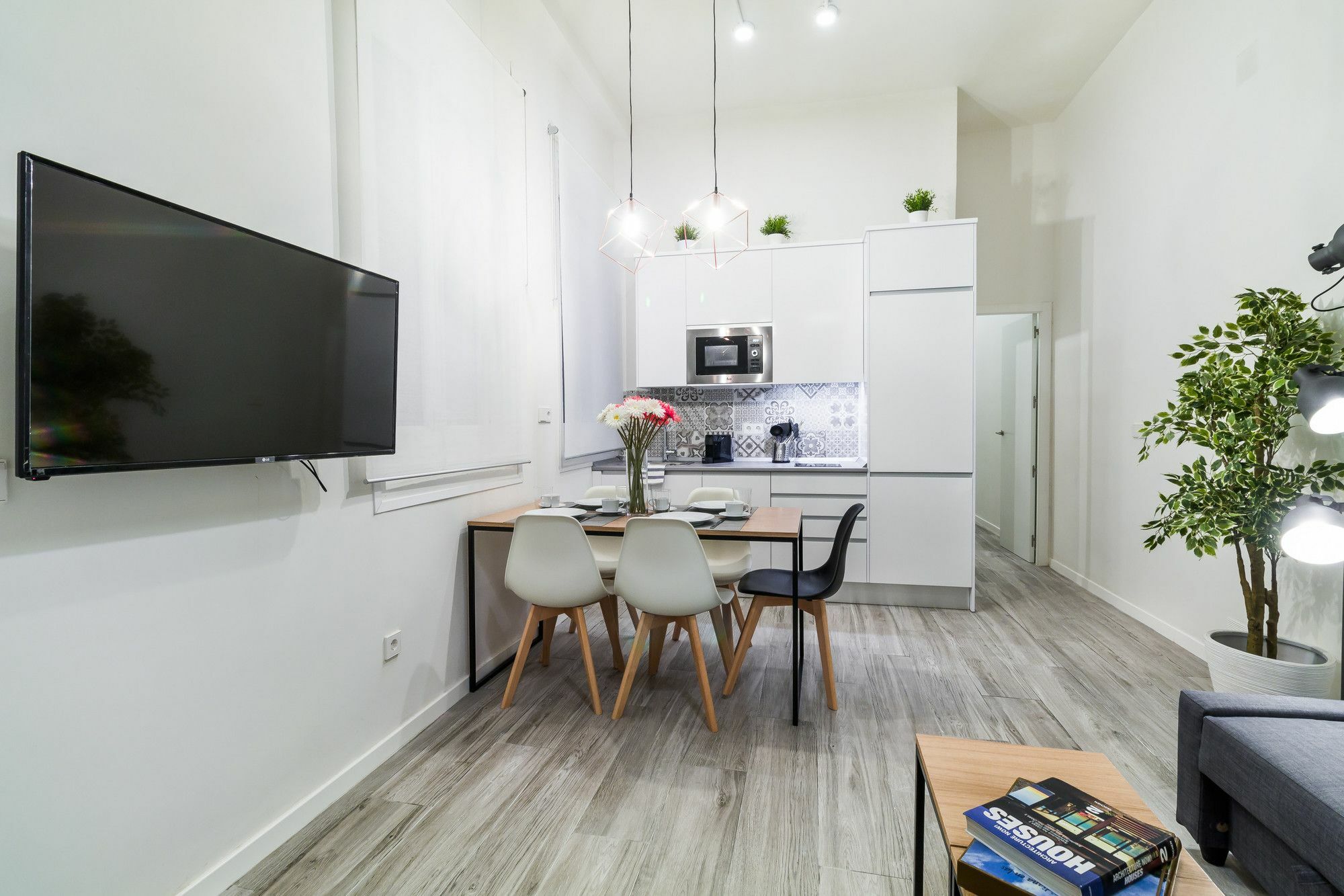 Apartamento PYR Select La Latina II Madrid Exterior foto
