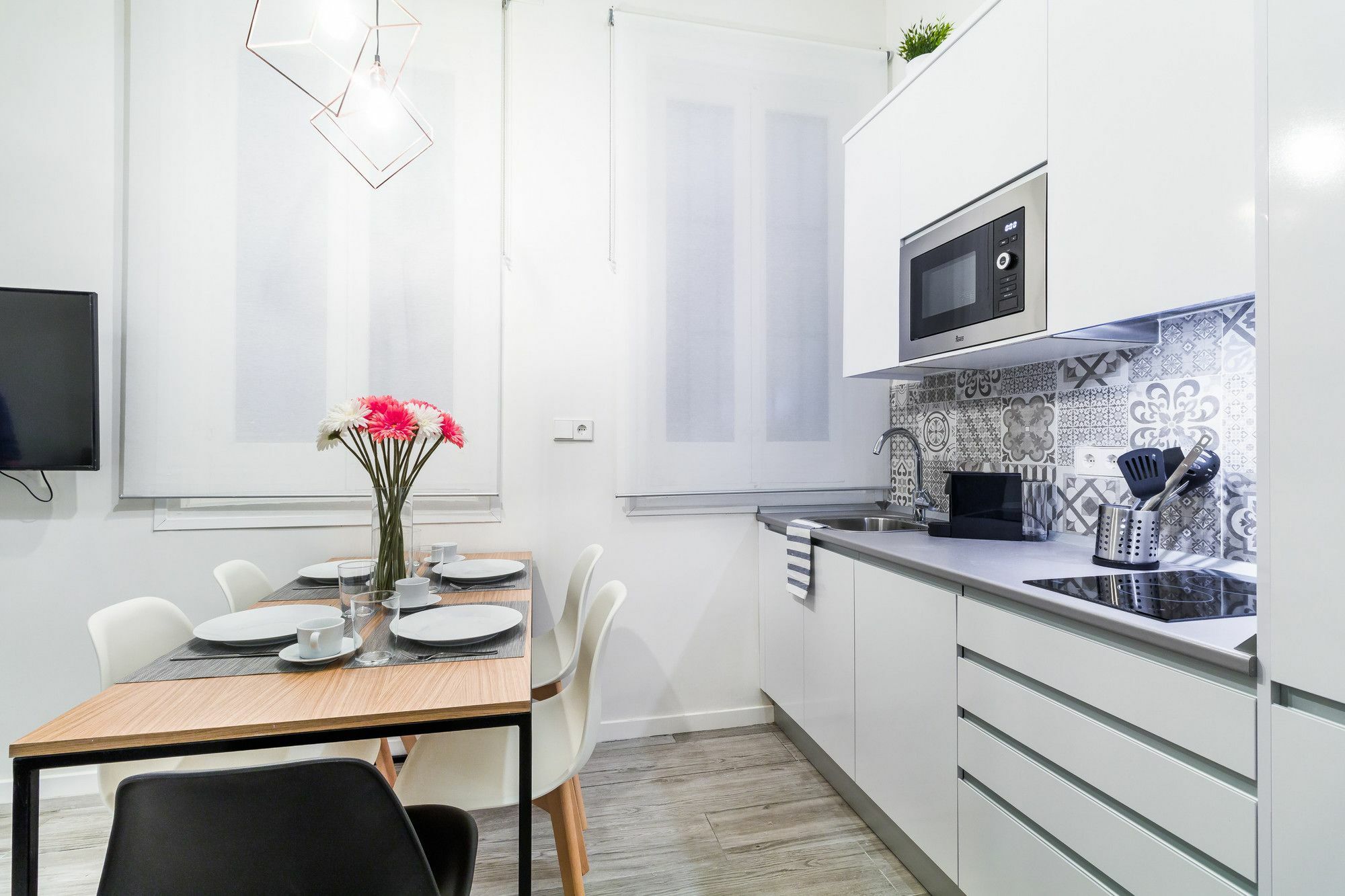Apartamento PYR Select La Latina II Madrid Exterior foto