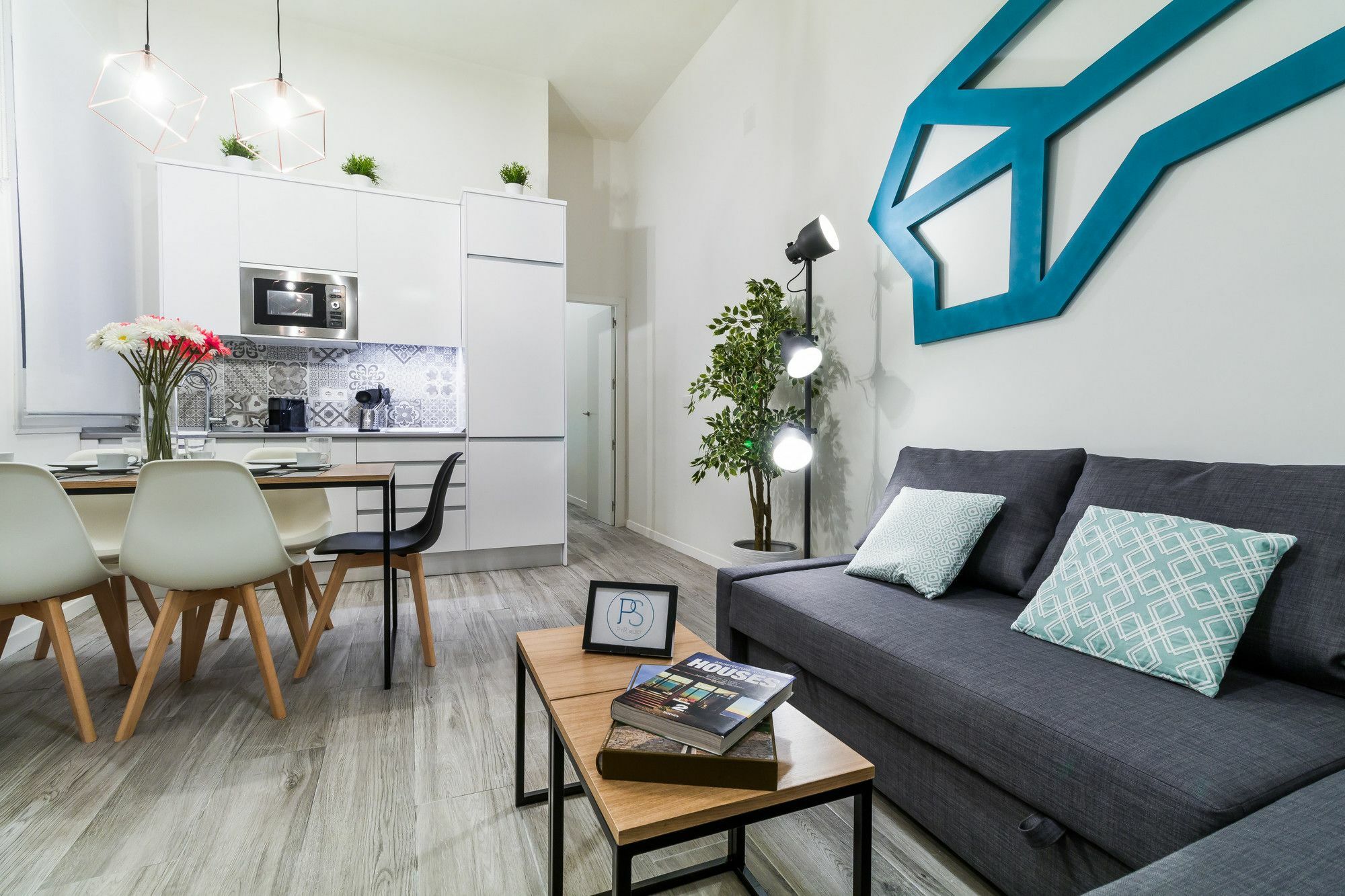 Apartamento PYR Select La Latina II Madrid Exterior foto